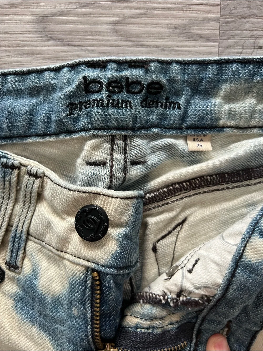 bebe Tie-Dye Ankle Crop Jeans | Size 25 | Rare